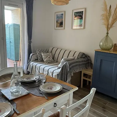 Very Cosy At 200 M From The Beaches *