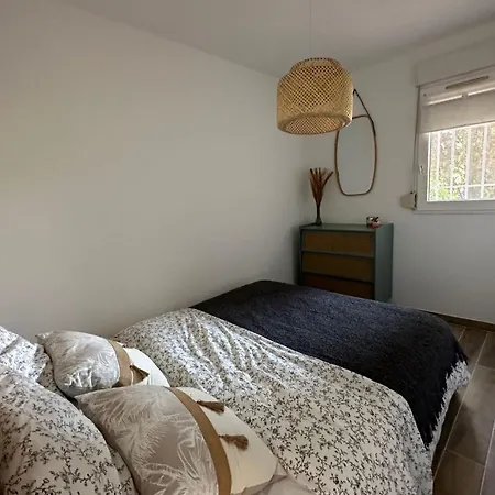 Apartment Very Cosy At 200 M From The Beaches La Londe-les-Maures