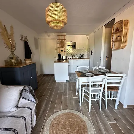 Διαμέρισμα Very Cosy At 200 M From The Beaches La Londe-les-Maures