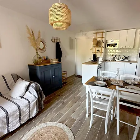 Very Cosy At 200 M From The Beaches *